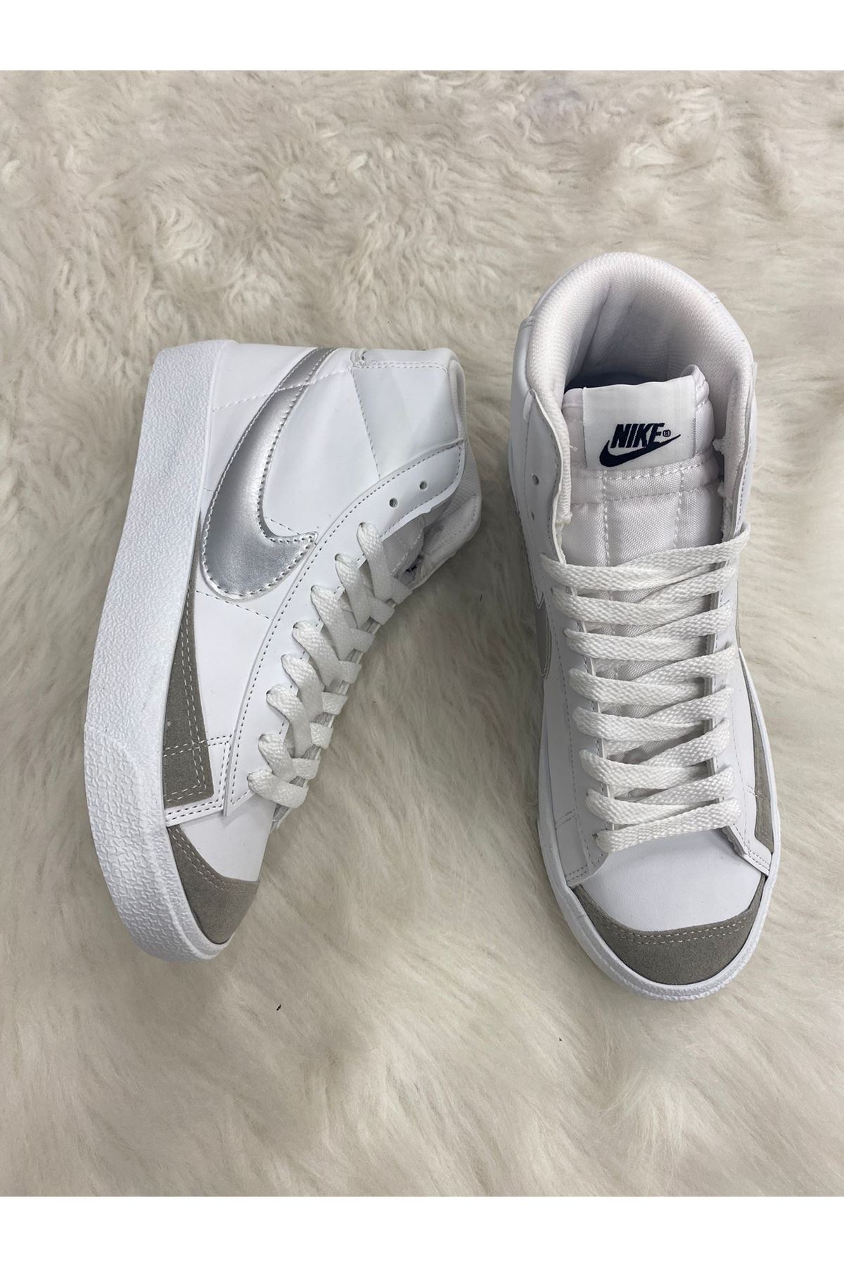 Nike Blazer Beyaz Gümüş