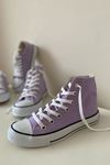 Converse lila uzun